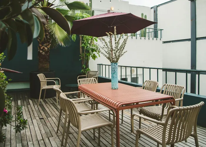 Stylish Colonial In Roma Norte W Rooftop 8br México DF