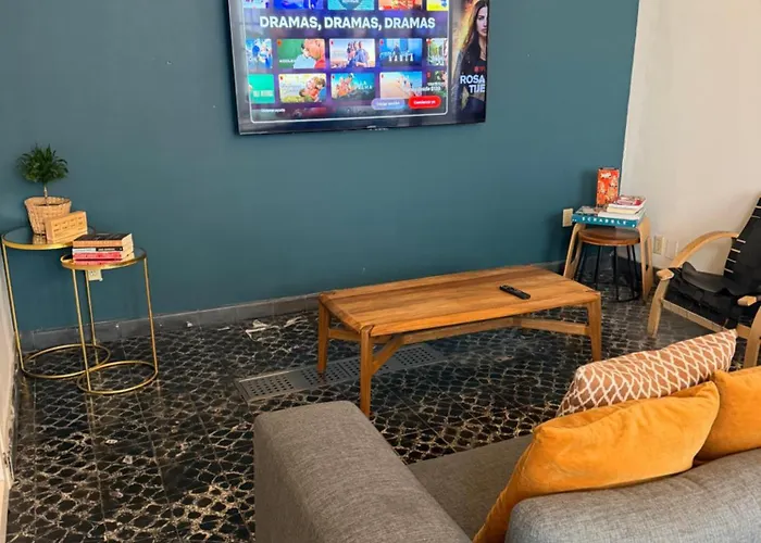 Сasa de vacaciones Stylish Colonial In Roma Norte W Rooftop 8br *